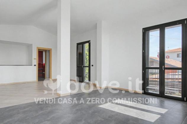 Appartamento di 104 m² con 3 locali e posto auto in vendita a Bonate Sopra