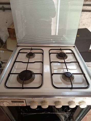 Cucina a gas 4 fuochi con forno elettrico e a gas - Foto 9
