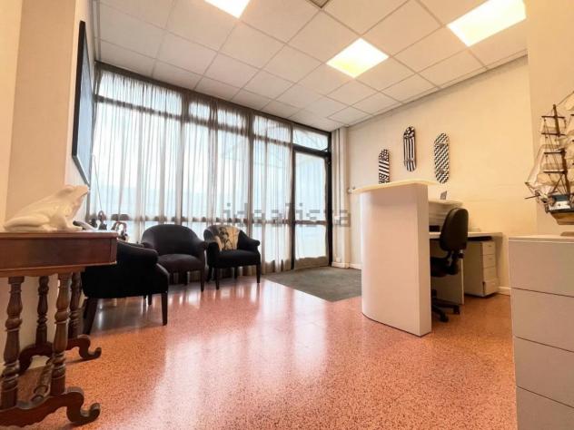 UFFICIO di 10 vani e di 300 mq (AREZZO) rif. LEBOLE - Foto 2