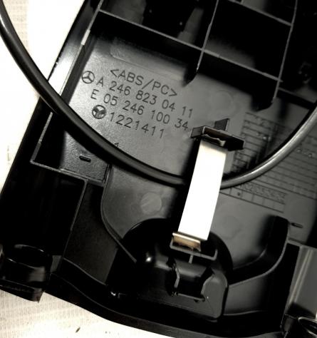 PRESA AUX/USB MERCEDES Classe B W246 2° Serie A2468230411 (12) - Foto 6