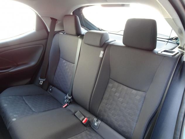 Toyota Yaris Hybrid 115 - Foto 9