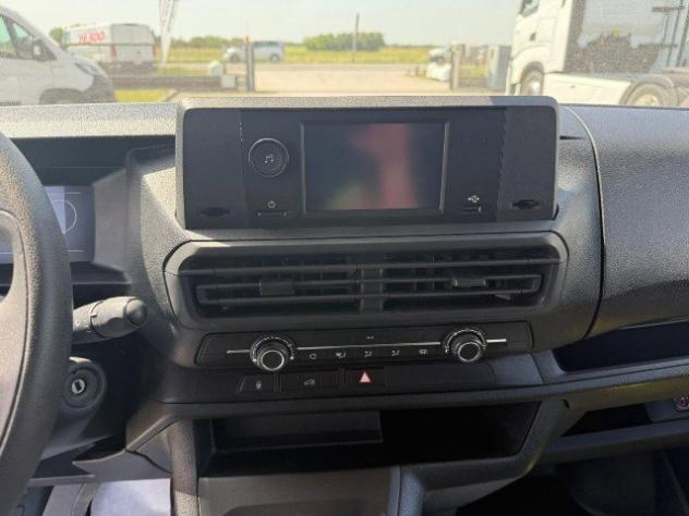 Opel VIVARO 2.0 145CV L2H1 - Foto 7