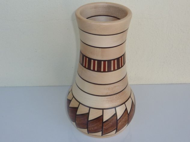 Oggetti d'artigianato in legno esotico. - Foto 7