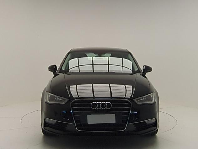Audi A3 1.6 TDI sedan diesel ambiente - Foto 2