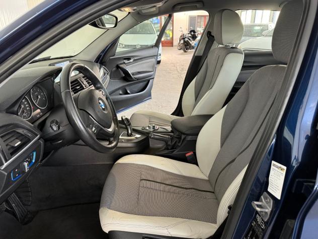 BMW Serie 1 116d Urban 5p - Foto 8
