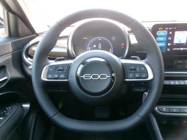 FIAT 600 1.2 Hybrid 110cv Vari colori - Foto 8