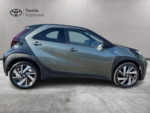 Toyota Aygo X 1.0B (72 CV) Lounge S-CVT - Foto 3