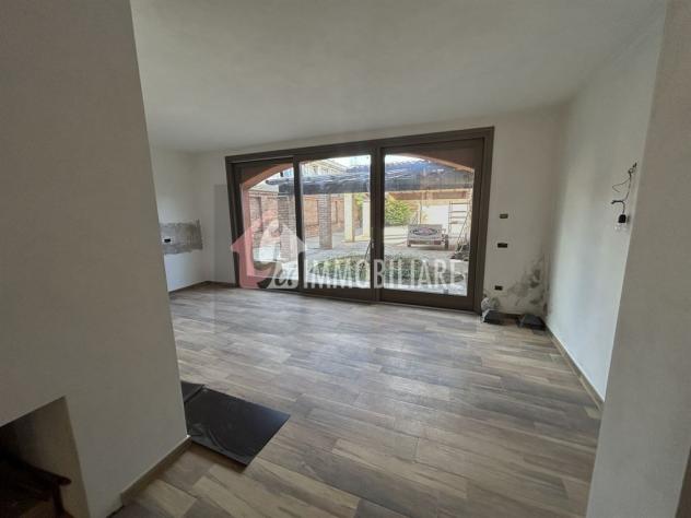 Elegante Trilocale Piano Terra con cortile Privato - Foto 16