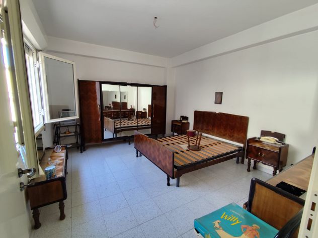 Appartamento 4 vani con garage zona semi centrale - Foto 4