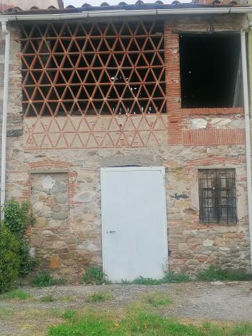 casa semindipendente in vendita a Capannori in zona Lunata