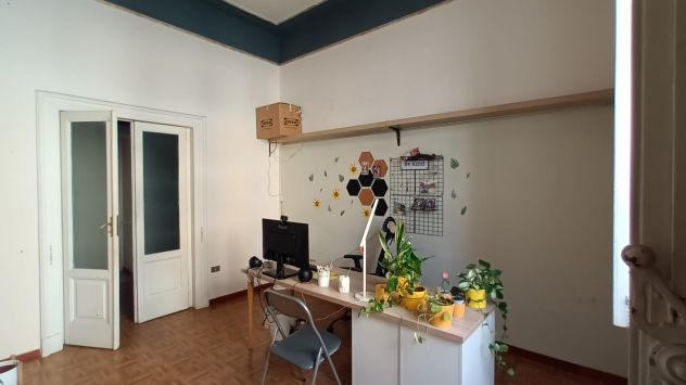 Ampia Stanza Uso Studio/Ufficio in Palazzo d'Epoca