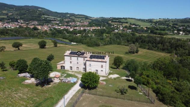 Fossombrone ti presentiamo un opportunità unica nel suo genere: vendita di un prestigioso casale completamente risanato circondato da ampio parco escl