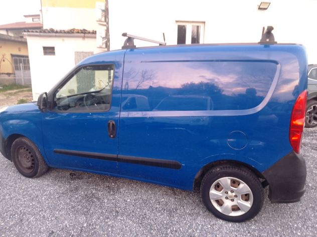 Opel Combo 1.3 mtj 90cv passo corto. - Foto 4