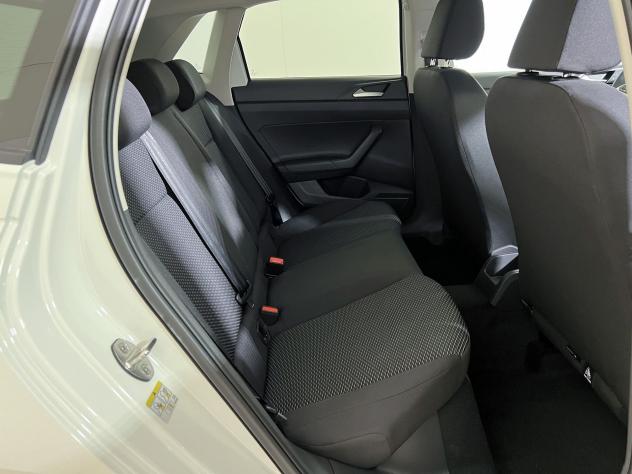 Volkswagen Polo Polo 1.0 Young 80cv - Foto 10
