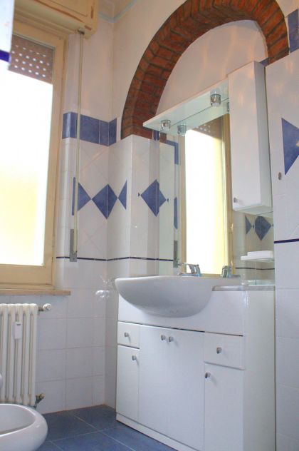 PARMA CENTRO – AFFITTASI APPARTAMENTO - 3 CAMERE E 3 BAGNI - Foto 6