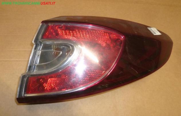 FANALE POST. PARTE EST. D. 265500010R VALEO  Parti elettriche  Fanaleria  Fanali  Fanale post. sx. RENAULT - MEGANE Sportour - 01-02-2014 - 01-08-2016