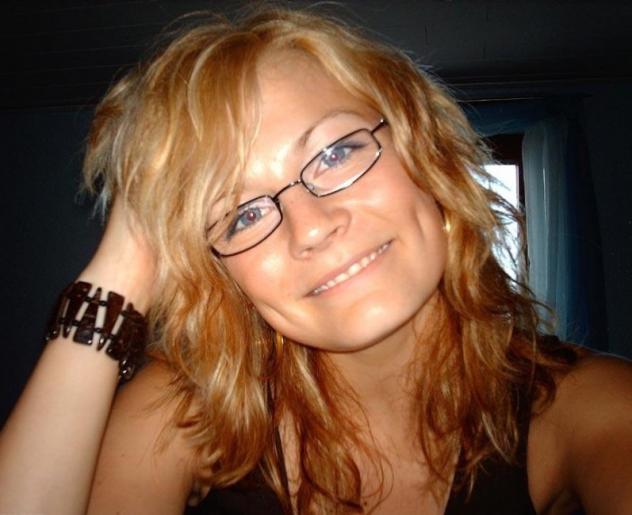 Donna di Monza, 35 anni. Fisico Normale Tel: