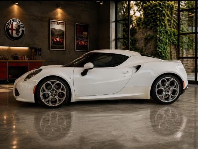 Alfa Romeo 4C 1750 TBi - Foto 6