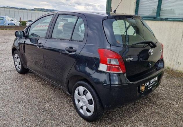 TOYOTA Yaris 1.0 5 porte Now rif. 23780269 - Foto 2