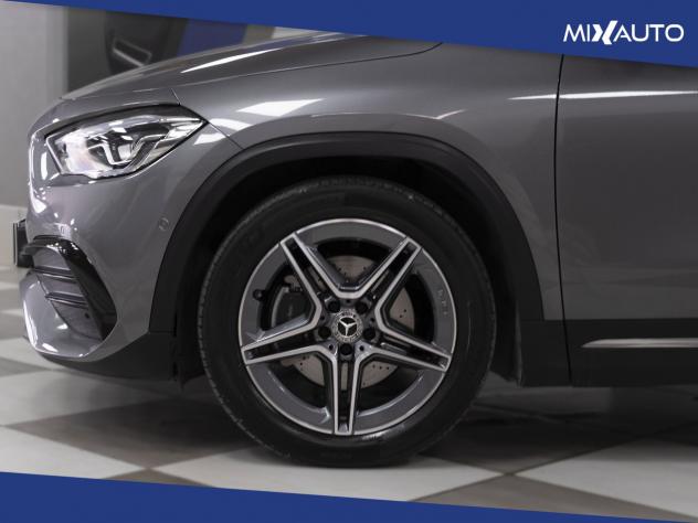 Mercedes-Benz GLA 200 D Premium 150CV Auto - Foto 8