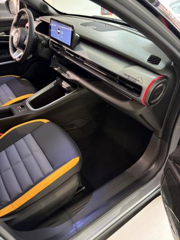 Jeep Avenger 4xe Hybrid 1.2 MHEV 4xe The North Face - Foto 10