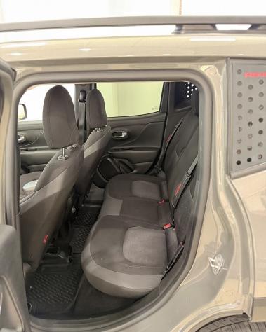 Jeep Renegade 2.0 Mjt 170CV 4WD Active Drive Low Trailhawk - Foto 7
