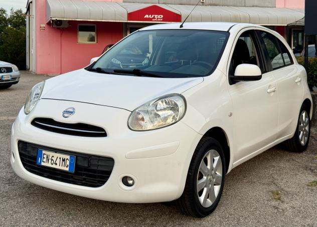 Nissan Micra 1.2 12V 5 porte Tekna 2013 - Foto 4
