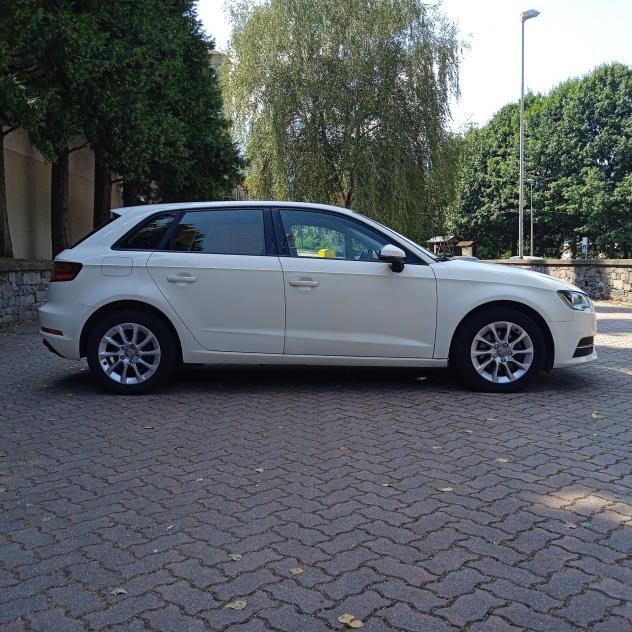 Audi A3 SPB 1.4 TFSI g-tron BENZ -METANO NEOPATENTATI - Foto 4