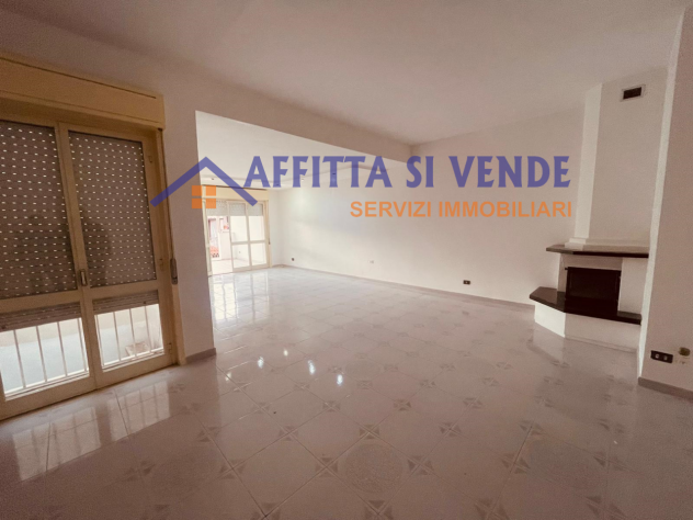 Pentalocale in vendita a Floridia