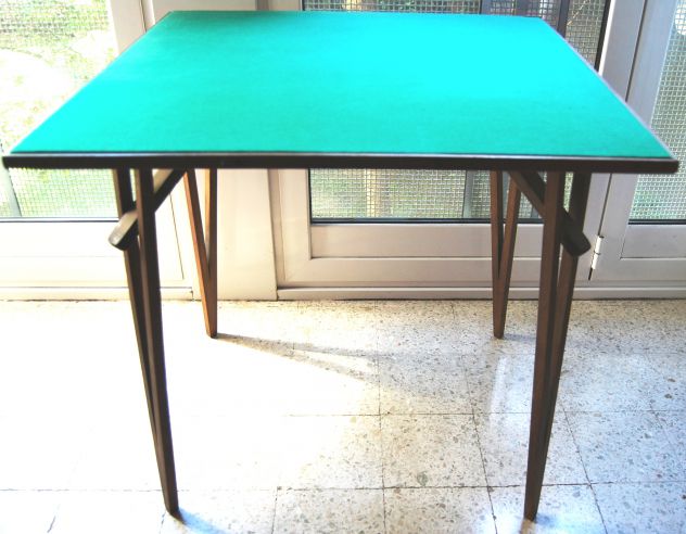 tavolino da gioco in legno richiudibile