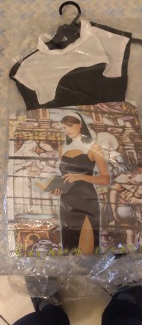 abito carnevale sexy suora per adulti