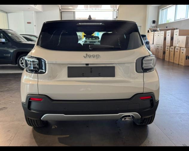 Jeep Avenger 1.2 turbo e-hybrid mhev Summit fwd 110cv edct6 - Foto 5
