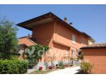 Casa indipendente di 500 m² con più di 5 locali in vendita a Foiano della Chiana