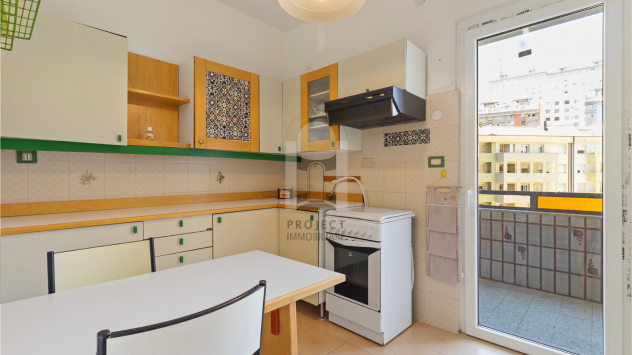 BELLISSIMA CAMERA IN ZONA SERVITISSIMA - Foto 7