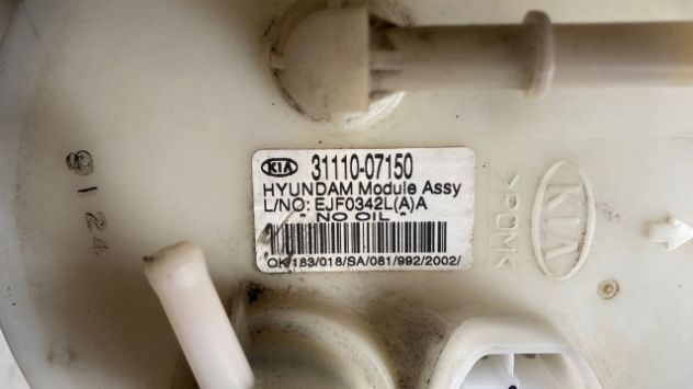 Pompa benzina Kia Picanto 1.0 del 2010 (31110-07150) - Foto 4
