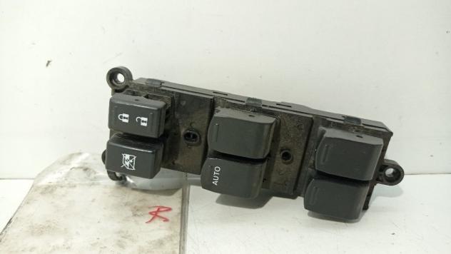 PULSANTIERA ANTERIORE SINISTRA SUZUKI Swift 5° Serie 3799068L40000 D13A (1016)