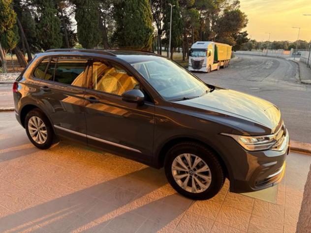 VOLKSWAGEN Tiguan 2.0 TDI 150 CV SCR DSG Life rif. 24072962 - Foto 3
