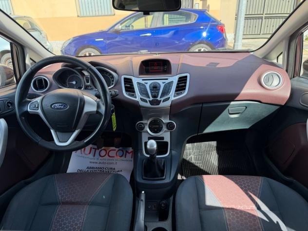 Ford Fiesta 1.4 TDCi 68CV 5 porte Titanium - Foto 9