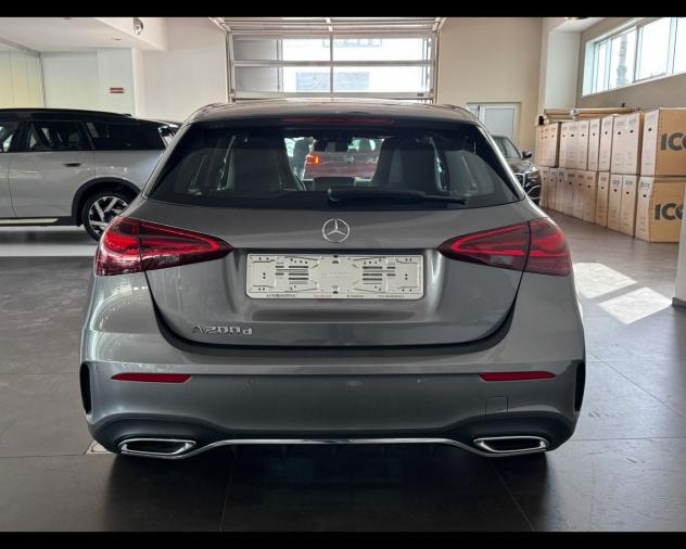 Mercedes-Benz Classe A (W177) A 200 d Automatic AMG Line Premium - Foto 5