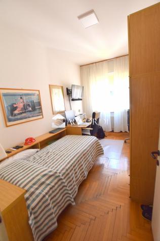 PALAZZO di 9 vani e di 350 mq (MONTEBELLUNA) rif. PE27 - Foto 5