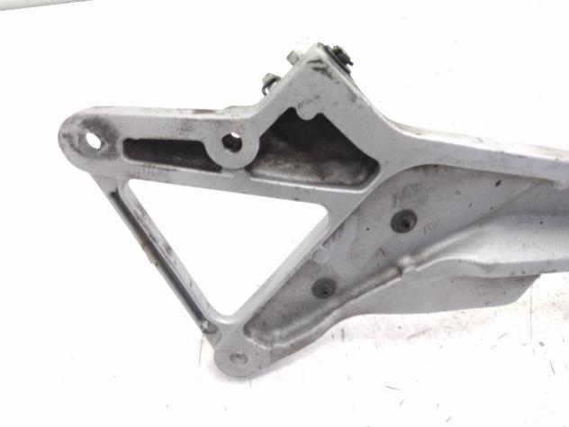 HONDA HORNET 600 SUPPORTO SINISTRO PEDANE - DIFETTI SU GOMMA PEDANA 2003 - Foto 7