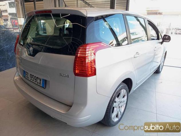 PEUGEOT 5008 1.6 HDi 7 POSTI rif. 23935042 - Foto 5