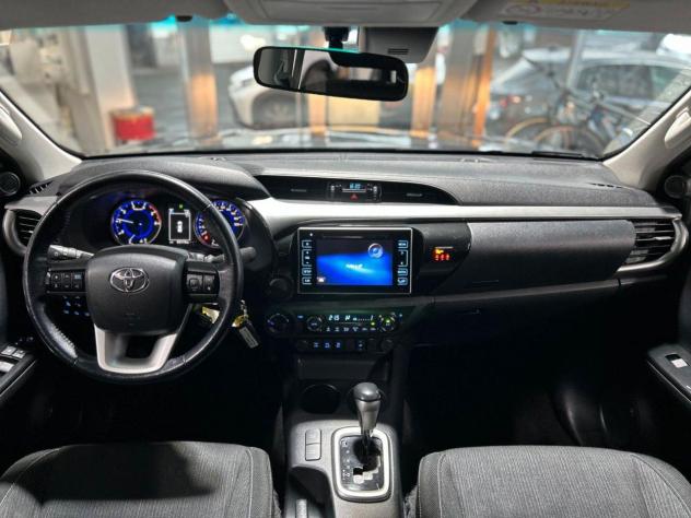 Toyota Hilux 2.4 D-4D 4WD DC COMFORT NAVI CAMERA AUT. - Foto 6
