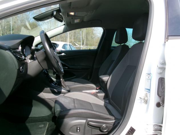 Opel Astra 1.5 Turbo 122 cv Business Elegance MT6 - Foto 10