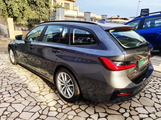 BMW 318d Touring Msport - Foto 8