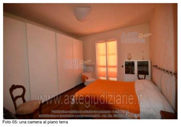 IMMOBILI-IMMOBILE RESIDENZIALE-Frazione Roveleto - via Pescara 15 - Foto 4