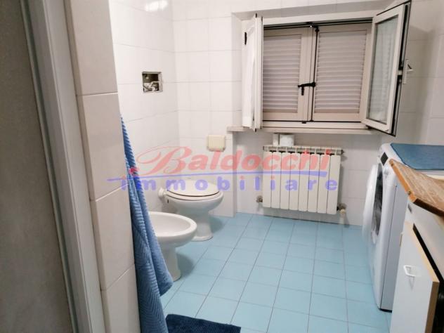 Villetta Bifamiliare in Vendita in Zona Tranquilla e Servita - Foto 19