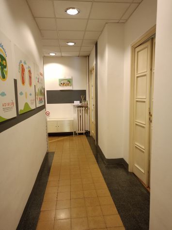 POSTAZIONE COMPUTER zona piazza Vittorio - Foto 4