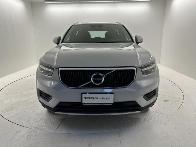 Volvo XC40 T2 automatico Momentum Pro - Foto 8