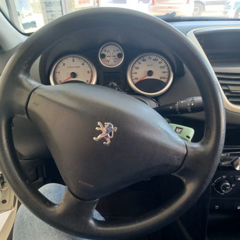 170188 PEUGEOT 207 1.4 HDI PER NEOPATENTATI - Foto 3